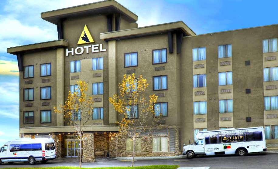Acclaim Hotel By Clique Калгари Экстерьер фото